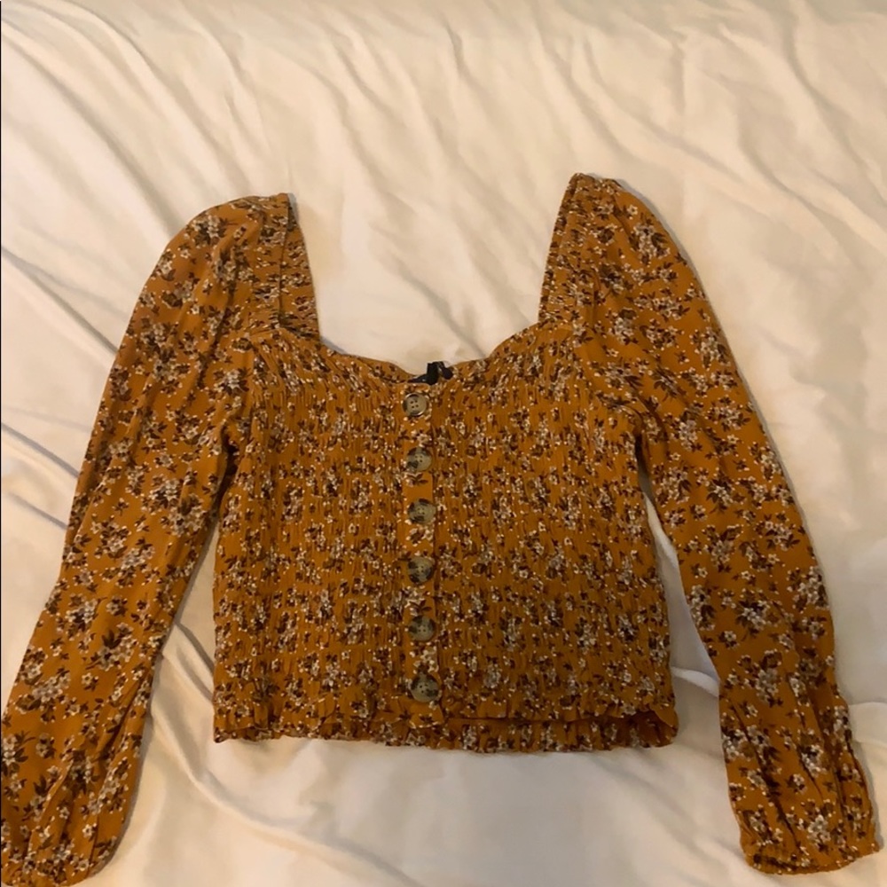 NWOT American Eagle Smocked Top